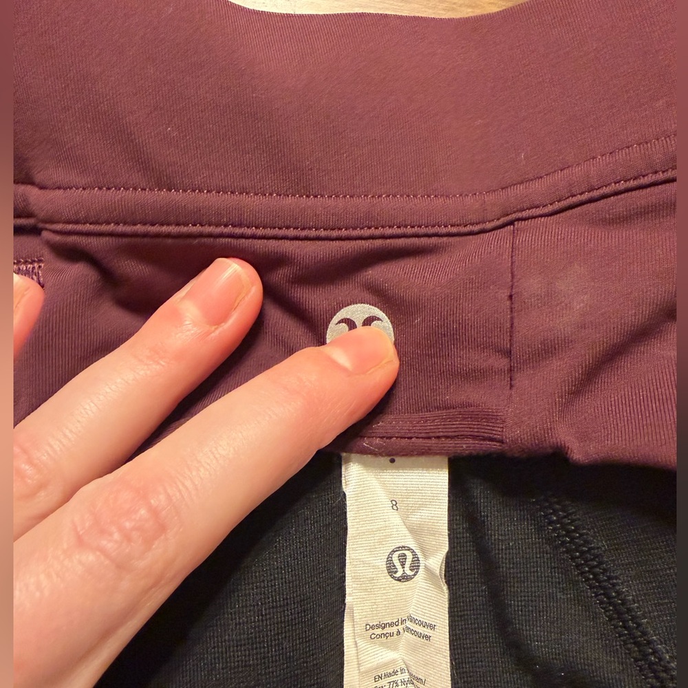 Lululemon power through bra. Size 8. Like new condition - Picture 3 of 5